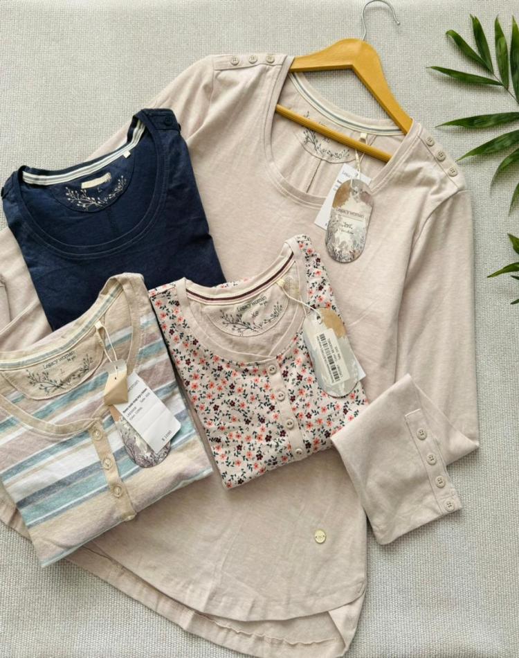 بلوز دکمه دار نخپنبه